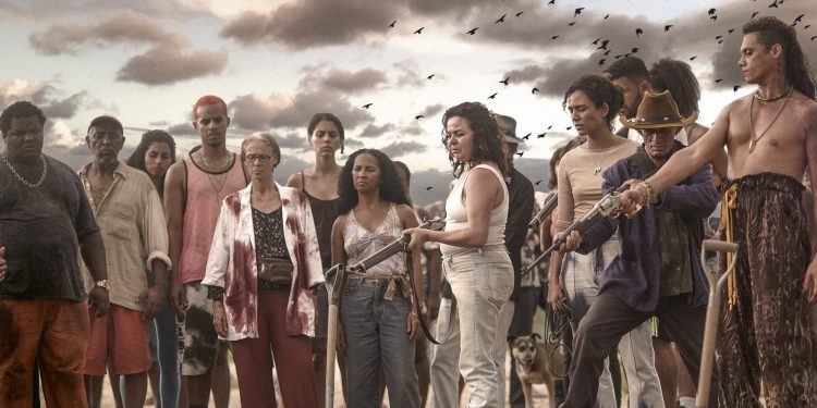 “Bacurau”: um grito de uma ave que se recusa a ser esquecida