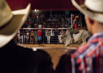 Crítica: “Querência” vai do trauma ao sonho realizado