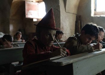 Versão de “Pinóquio” com Roberto Benigni promete mostrar a verdade sombria por trás do clássico que marcou gerações