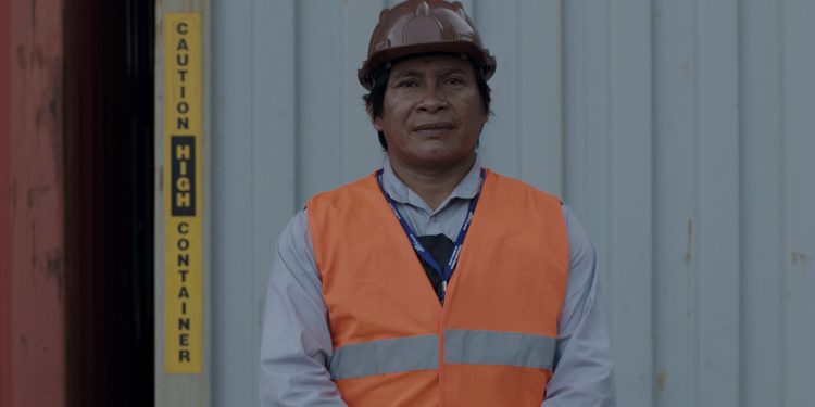 Após estreia nos cinemas e premiações em festivais, “A Febre” chega ao catálogo da Netflix