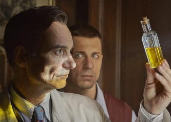 Crítica: excelente cinebiografia, “O Charlatão” explora fé e estados totalitários, mas tem um ponto superficial