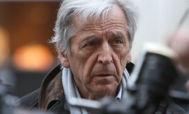 Costa-Gavras, o cineasta do cinema político retorna em “Jogo do Poder”