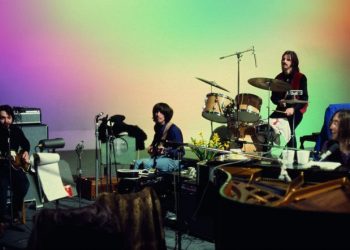 Crítica: “The Beatles – Get Back” é um lindo presente aos fãs no último show da maior banda de todos os tempos