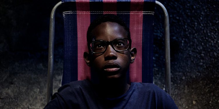 Crítica: “Marte Um” é um convite para sonhar em tempo de resiliência