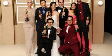 “Tudo em Todo Lugar ao Mesmo Tempo” vence o Oscar 2023; Confira a lista completa dos premiados