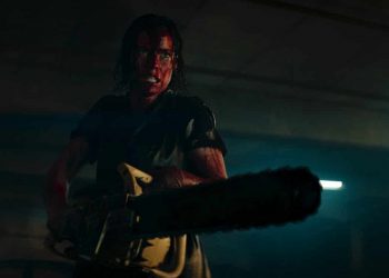 Divertido banho de sangue, o novo “A Morte do Demônio” é mais carnificina e menos possessão