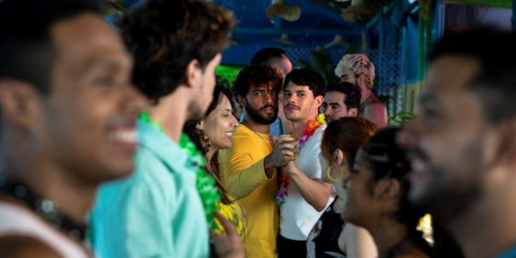 Romance LGBT+ cheio de música, “O Melhor Amigo” estreia no MIX BRASIL