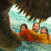 “Jurassic World: Recomeço” aposta em história simples (e previsível) com a missão de divertir