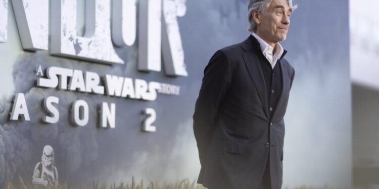 Tony Gilroy revela tudo sobre a temporada final de ANDOR