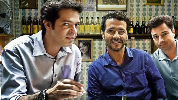 Nada apetitoso, “E Aí, Comeu?” está mais para conversa de bar