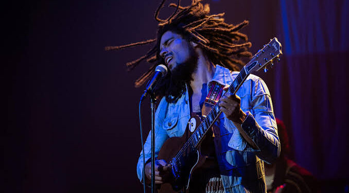 “Bob Marley – One Love” não desafina, mas também não empolga