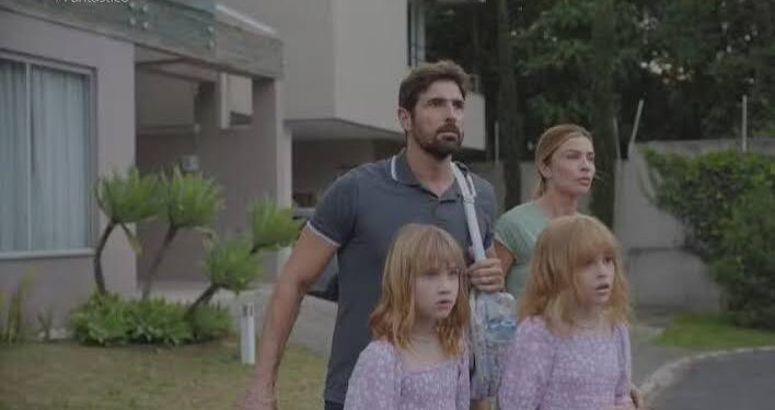 As aparências enganam, e até matam em “Uma Família Feliz”